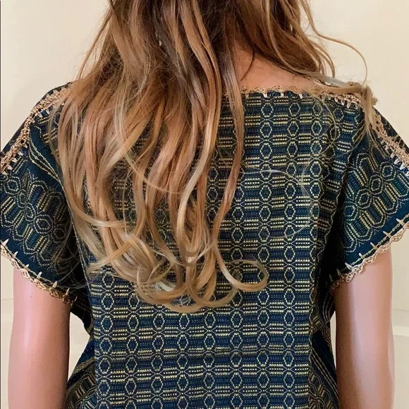 Mexican Tunic Made on a Treadle Loom. - Picture 5 of 8